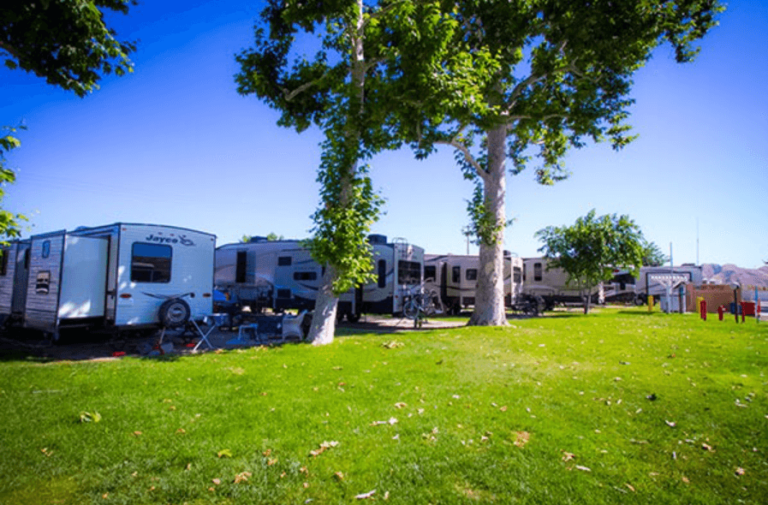 valencia travel village